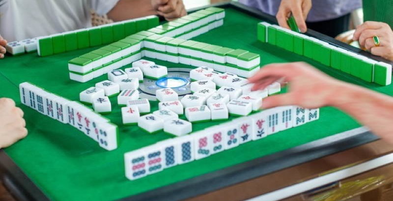 Set Up Mahjong Game Board